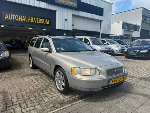 Volvo V70 2.4 D5 Momentum