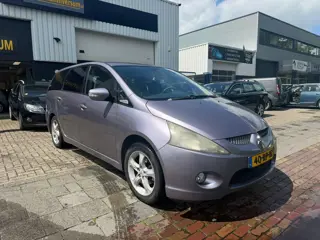 Mitsubishi Grandis 2.4-16V Intense 6p.