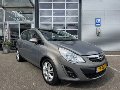 Opel Corsa 1.2-16V Edition Trekhaak (750kg max.) Cruise Control