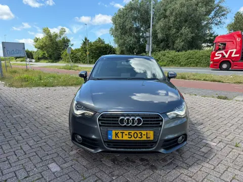 Audi A1 Sportback 1.6 TDI DSG-AUTOMAAT NAVI/PANO/CLIMA