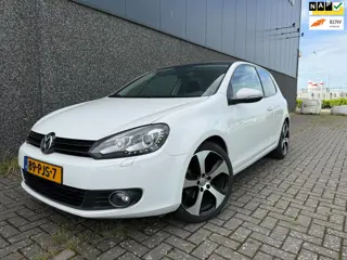 Volkswagen Golf 1.4 TSI Highline/Nieuwe APK en beurt! NL AUTO!