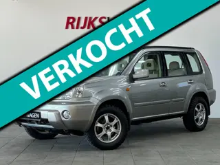 Nissan X-Trail 2.5 Elegance 4WD/Lederen bekleding/Stoelverwarming/Climate control