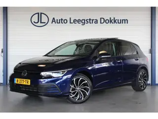 Volkswagen Golf 1.5 TSI Life Business 1e eigenaar | Pano | Stoel/Stuurverw. | IQ Light | LED Matrix 