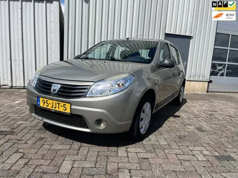 Dacia Sandero 1.6 Ambiance SCHADEAUTO!