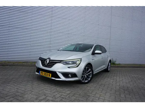 Renault Mégane 1.2 TCe GT-Line Climate / Navi / Cruise / Camera / Parkeers. / LED / Lm velgen