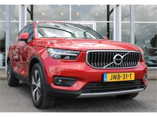 Volvo XC40 T4 211PK Automaat Recharge Inscription Expression | Trekhaak | AppleCarplay | PDC + Camer
