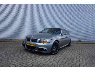 BMW 3 Serie Touring 318i Corporate Lease Luxury Line Airco / Navi / Cruise / Elektr. ramen / Parkeer