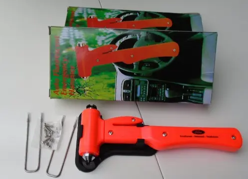 NOODHAMER/ EMERGENCY HAMMER Nieuw