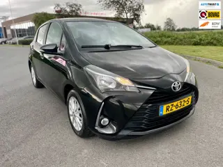 Toyota Yaris 1.0 VVT-i Aspiration, 5drs, Airco, Bluetooth, Carplay, Elektr ramen, Lmv, Goed oh!