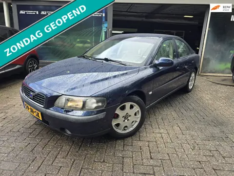 Volvo S60 2.4 Edition | NIEUWE APK | AIRCO | LEDER | LMV | STOELVERWARMING |