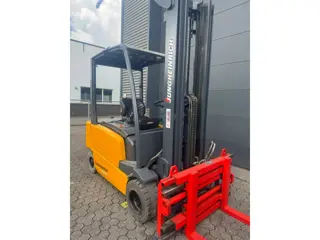Jungheinrich EFG320 2 ton elektrische heftruck (bj 2005)