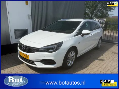 Opel Astra Sports Tourer 1.2 Business Elegance / 1E EIGENAAR / TREKHAAK / CAMERA / NAVIGATIE / AIRCO