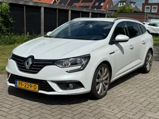 RENAULT MEGANE 1.5 DCI 110PK BOSE Navi Camera Trekhaak euro 6 Export!