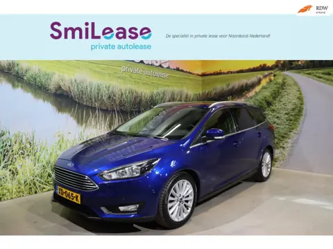 Ford Focus Wagon 1.0 Titanium | Trekhaak | Navi | CarPlay | 17"