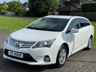 TOYOTA AVENSIS 1.8 VVT-I Business / ECC/ Cruise/ Camera/ LM/ Stoelverwarming