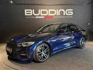BMW 3-serie 330i High Exe | M-sport | Schuifdak | Trekhaak | H&K