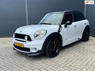 Mini Mini Countryman 1.6 Cooper S ALL4 / Pano / Leer / Automaat