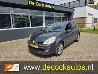 Renault Clio 1.2-16V Collection/AIRCO/TREKHAAK