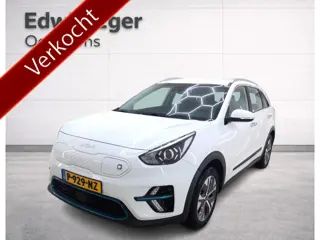 Kia e-Niro DynamicLine 64 kWh | SOH 100% | 3 Fase laden | Apple Carplay/Android | Warmtepomp | Cruis