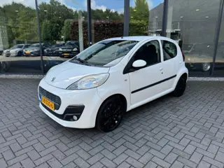 PEUGEOT 107 1.0 ACTIVE,1e Eig,Airco,Elekt Pakket,Centr. Vergr.,Toerenteller,Recent groot OH
