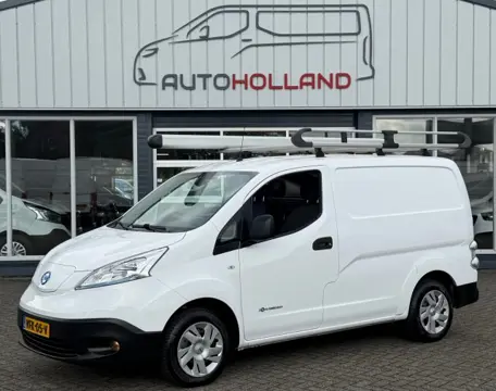 NISSAN E-NV200 ZERO EMISSIE 40KWH 80KW 120PK AIRCO/ NAVIGATIE/ CRUISE CONTROL/ CAMERA/ IMPERIAAL/ 100% DEALERONDERHOUDEN