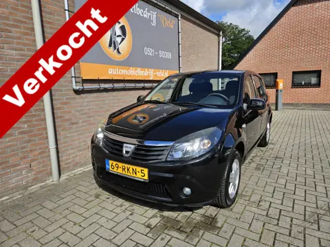 Dacia Sandero 1.2 Blackline (bj 2011)