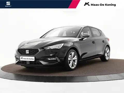 SEAT Leon 1.0 TSI FR 110pk FR · Apple/Android Car Play · Camera · Elekt. inklapbare spiegels · Navig