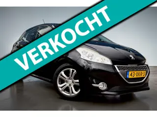 Peugeot 208 1.4 VTi Allure, Fullmap navigatie, Climate control, Cruise control, Lichtmetalen velgen