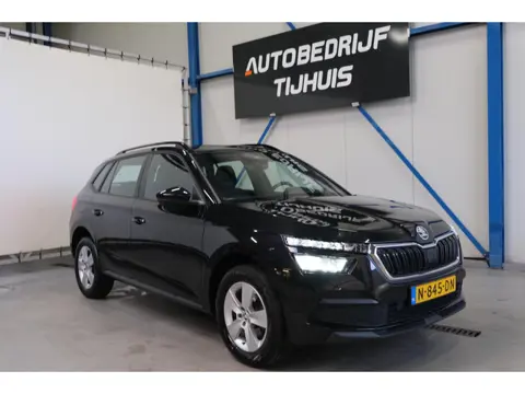 Skoda Kamiq 1.0 TSI Ambition Automaat - N.A.P. Airco, Cruise, Navi, Pano.