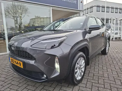 Toyota Yaris Cross 1.5 Hybrid 115 Active / navigatie / app / camera / stoel verwarming