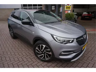 Opel Grandland X 1.2 Turbo Business Executive (bj 2019)
