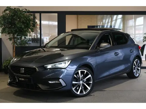 Seat Leon 1.5 eTSI FR 150PK DSG Pano Led Cam Navi Virtual ACC