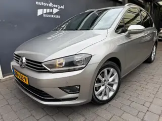 VOLKSWAGEN GOLF Sportsvan 1.2 TSI Business Edition Pano camera 