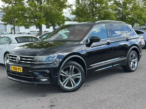 Volkswagen Tiguan Allspace 1.5 TSI Highline Business R 5p | Trekhaak | Pano | Zeer compleet!