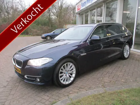 BMW 5 Serie Touring 520i Luxury Edition (bj 2014)