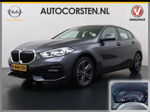 BMW 1-serie 118i AUT-7 Sport-Line Navi Ecc Live-Cockpit-Pro 1/2 Leer Sportstoelen Apple Carplay Andr
