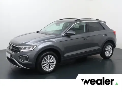 Volkswagen T-Roc 1.5 TSI Life Business | 150 PK | Automaat | Trekhaak | Achteruitrijcamera | Stoelve