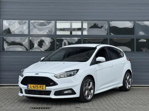 FORD FOCUS 2.0 ST I WINTERPAKKET I APPLE CARPLAY I ADAPTIVE CRUISE CONTROL