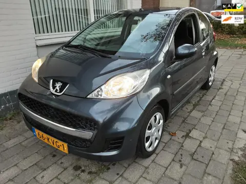 Peugeot 107 1.0-12V Sublime