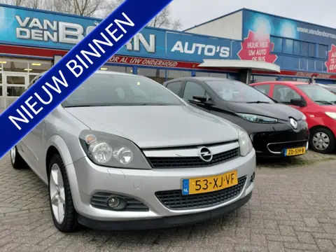 Opel Astra GTC 1.6 Sport Airco 17'' L.M.V Nw APK (bj 2007)