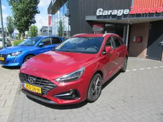 Hyundai I30 1.5 T-GDi MHEV Premium Sky