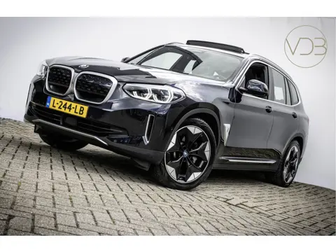 BMW iX3 High Executive 80 kWh PANO TREKHAAK LEER HARMAN KARDON 360GR CAM