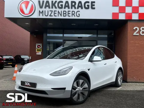 Tesla Model Y RWD 1e EIGENAAR // PANODAK // NAVI // ADAPTIVE CRUISE // CLIMA // AUTOPILOT // 360 CAM