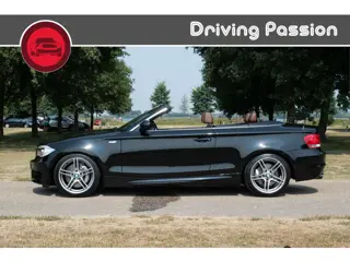 BMW 1-serie Cabrio 135i E88 | N55 | DCT-7 | Sapphierzwart