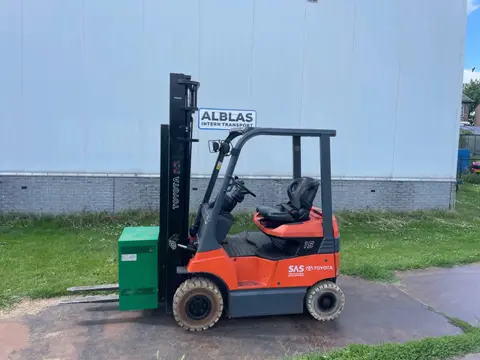 Toyota 7FBH15 heftruck 4m mast