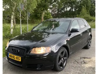 Audi A3 Sportback 2.0 FSI Ambiente (bj 2005, automaat)