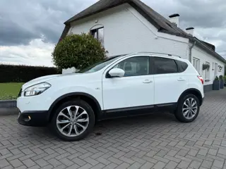Nissan Qashqai 2.0 dCi Acenta / Bj: 2010 / Pano / apk tot 10-2026