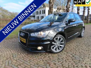 Audi A1 Sportback 1.2 TFSI Admired S-Line Airco Cruisecontrol Navigatie 5Drs Lm Velgen***Dealer Onde