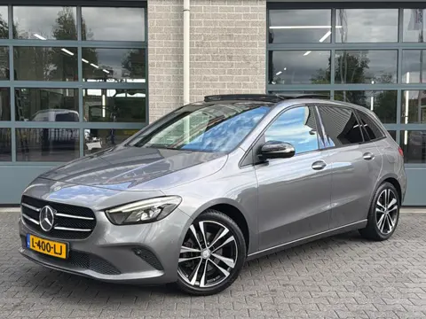 Mercedes-Benz B-klasse 200 Business Solution Plus|PANO|TREKHAAK|