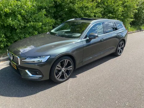 Volvo V60 2.0 T6 AWD Inscription Full options!